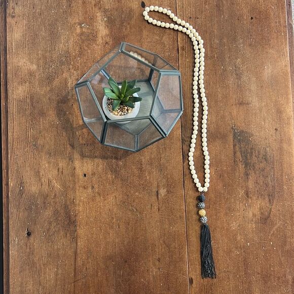 Stella & Dot Necklace  - Picture 2 of 3